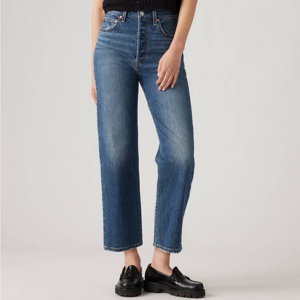 Levi's Women's Straight Leg Jeans - Blue